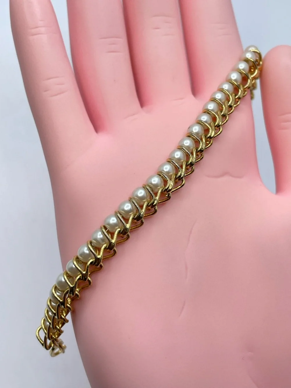 Vintage Gold Faux Pearl Link Bracelet Art Deco Bridal Elegant Timeless